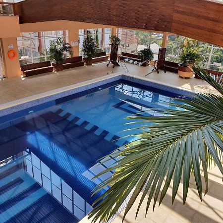 Apto No Centro De Gramado Com Piscina Termica Exterior foto