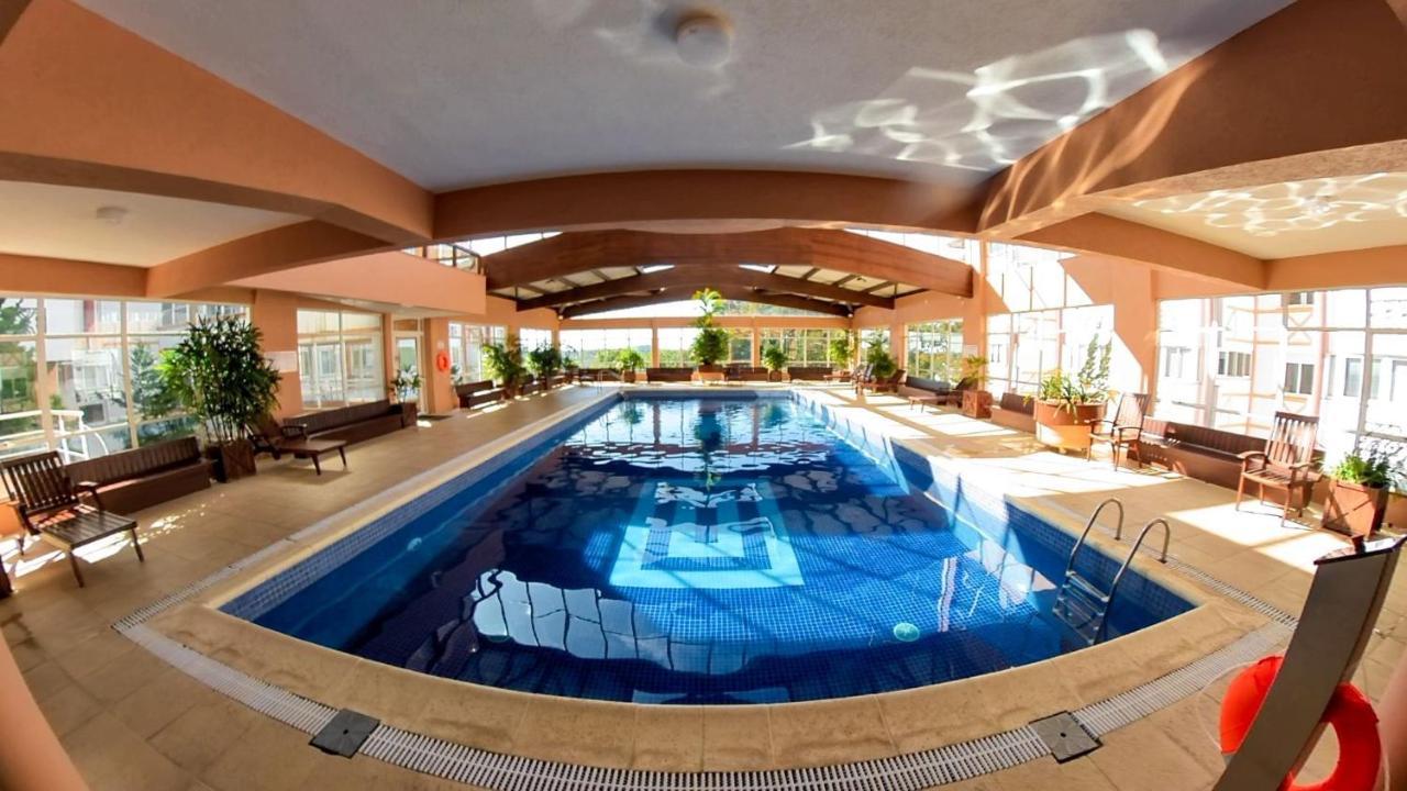 Apto No Centro De Gramado Com Piscina Termica Exterior foto